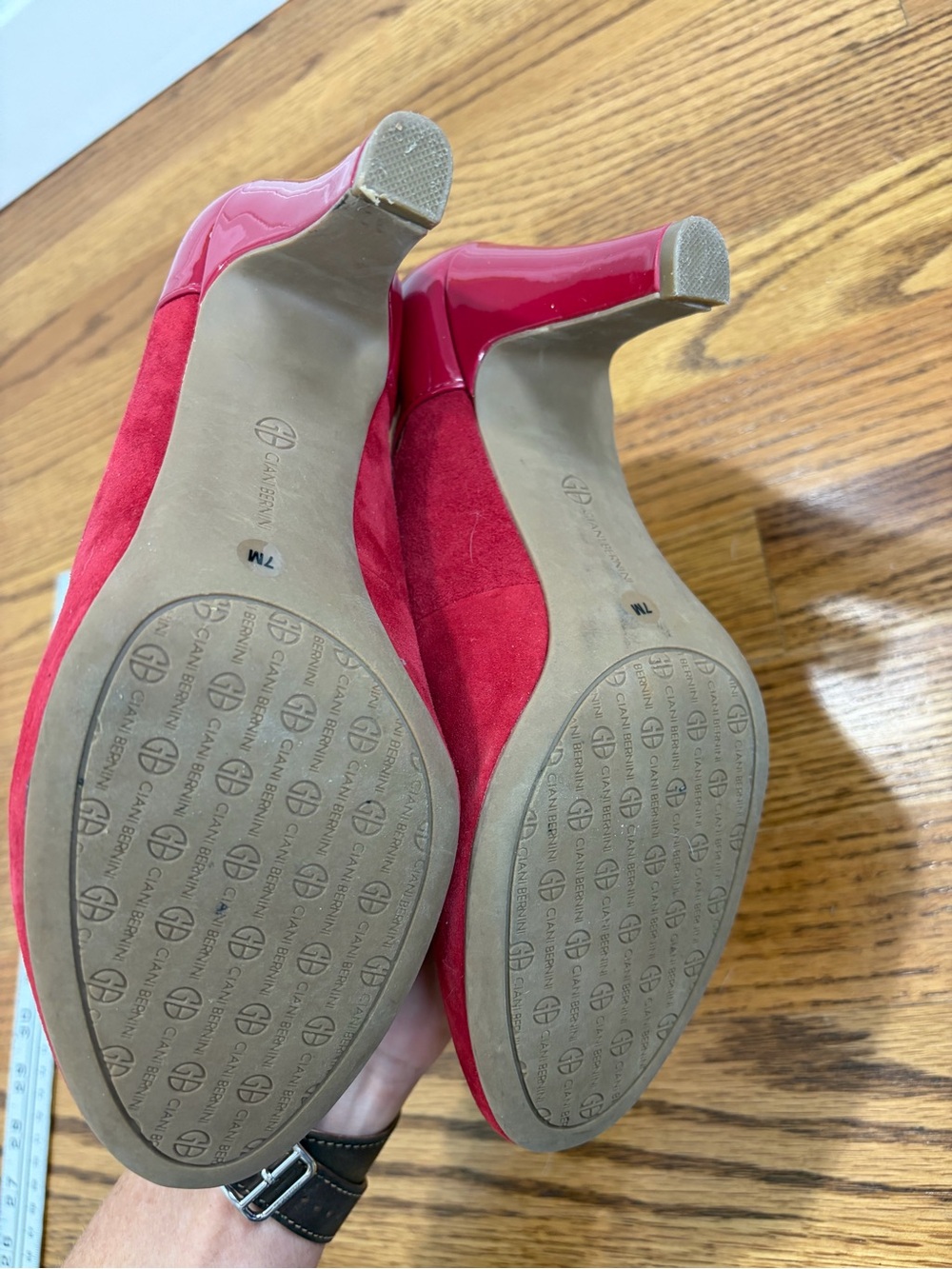 Giani Bernini Red Suede Mary Jane Heels (7) - Picture 9 of 9